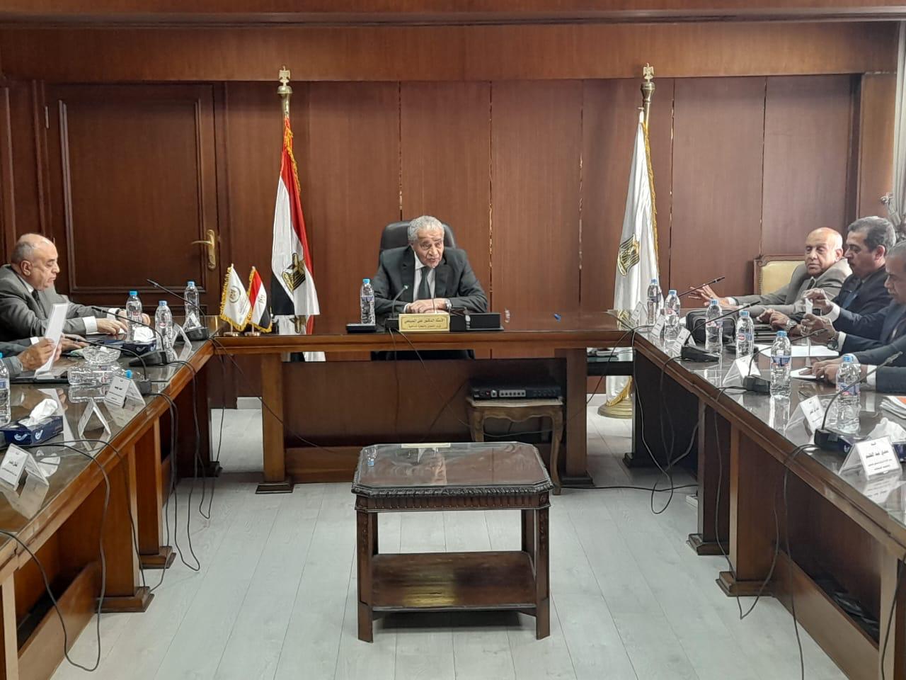 مصر تُحقق الاكتفاء الذاتي من القمح وتتخطى مستهدفها بفضل الأراضي المستصلحة الجديدة!