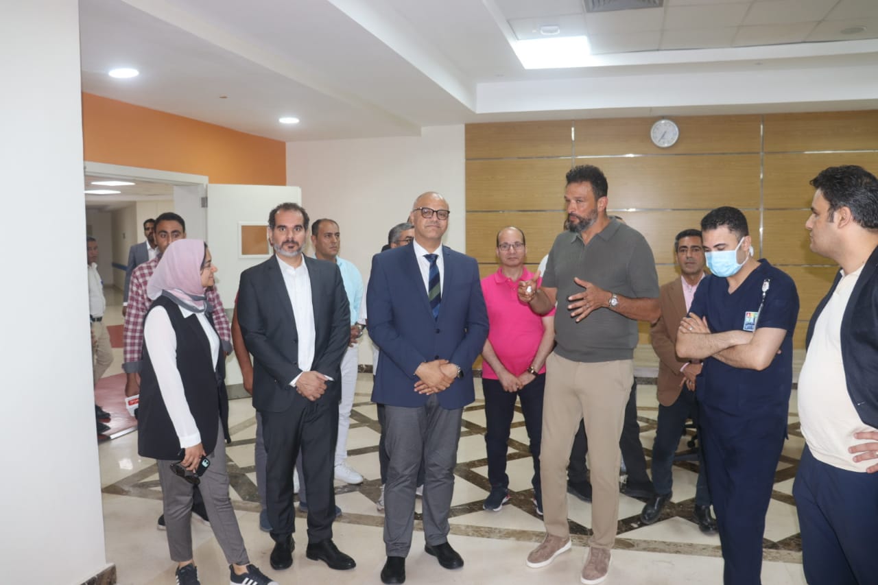 محافظ القليوبية يتفقد مستشفى الناس بشبرا الخيمة ويؤكد: صرح طبي عالمي على أرض القليوبية