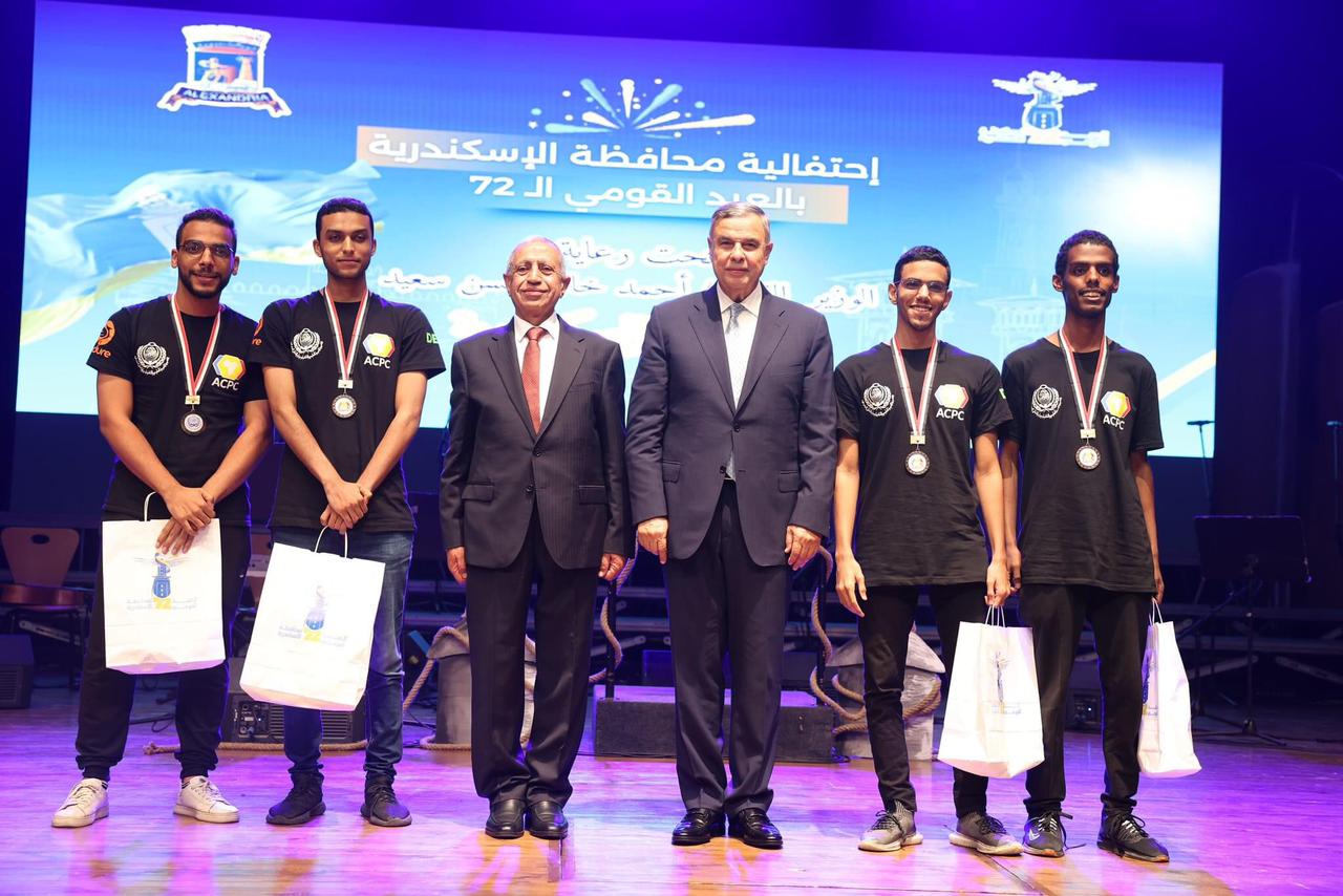 «في ليلة استثنائية».. “الإسكندرية” تكرم الفائزين في المسابقة المصرية للجامعات بحضور المحافظ ورئيس الإكادمية العربية