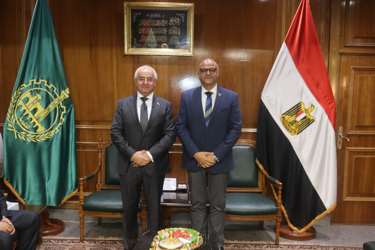 محافظ القليوبية يستقبل سفير أذربيجان لتقديم التهنئة بمناسبة تولي سيادته منصب محافظ القليوبية