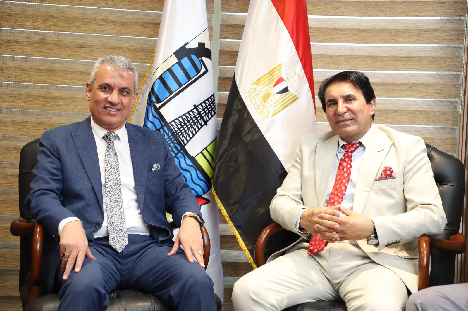 السروجى يلتقي وفد نقابة البترول والكيماويات بالأردن لتقديم التهانى وبحث سبل التعاون