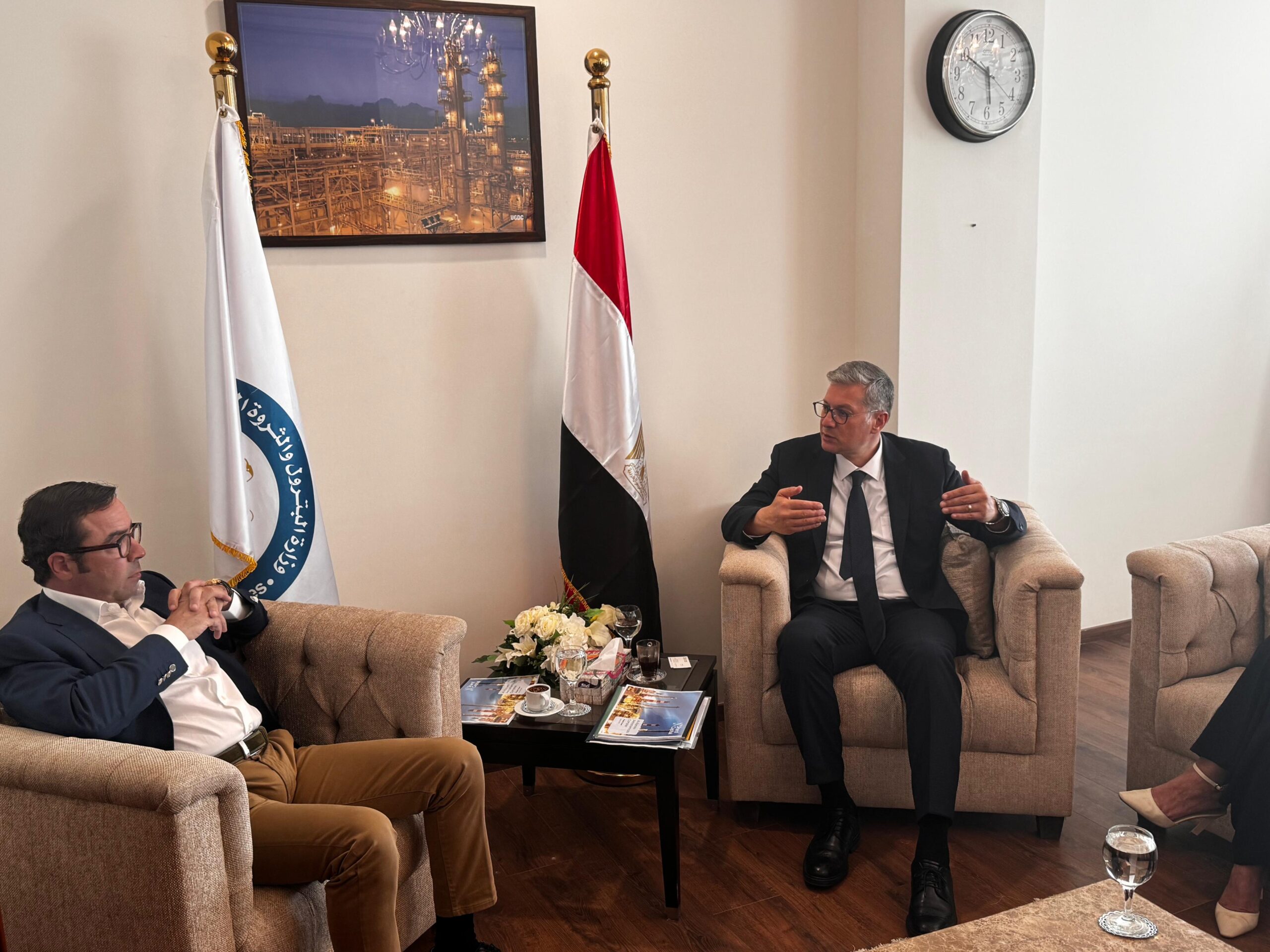 وزير البترول يلتقي بمسؤولي «تشارد كابيتال» لبحث إقامة مجمع البتروكيماويات بالعالمين الجديدة بتكلفة تقديرية 7 مليار دولار