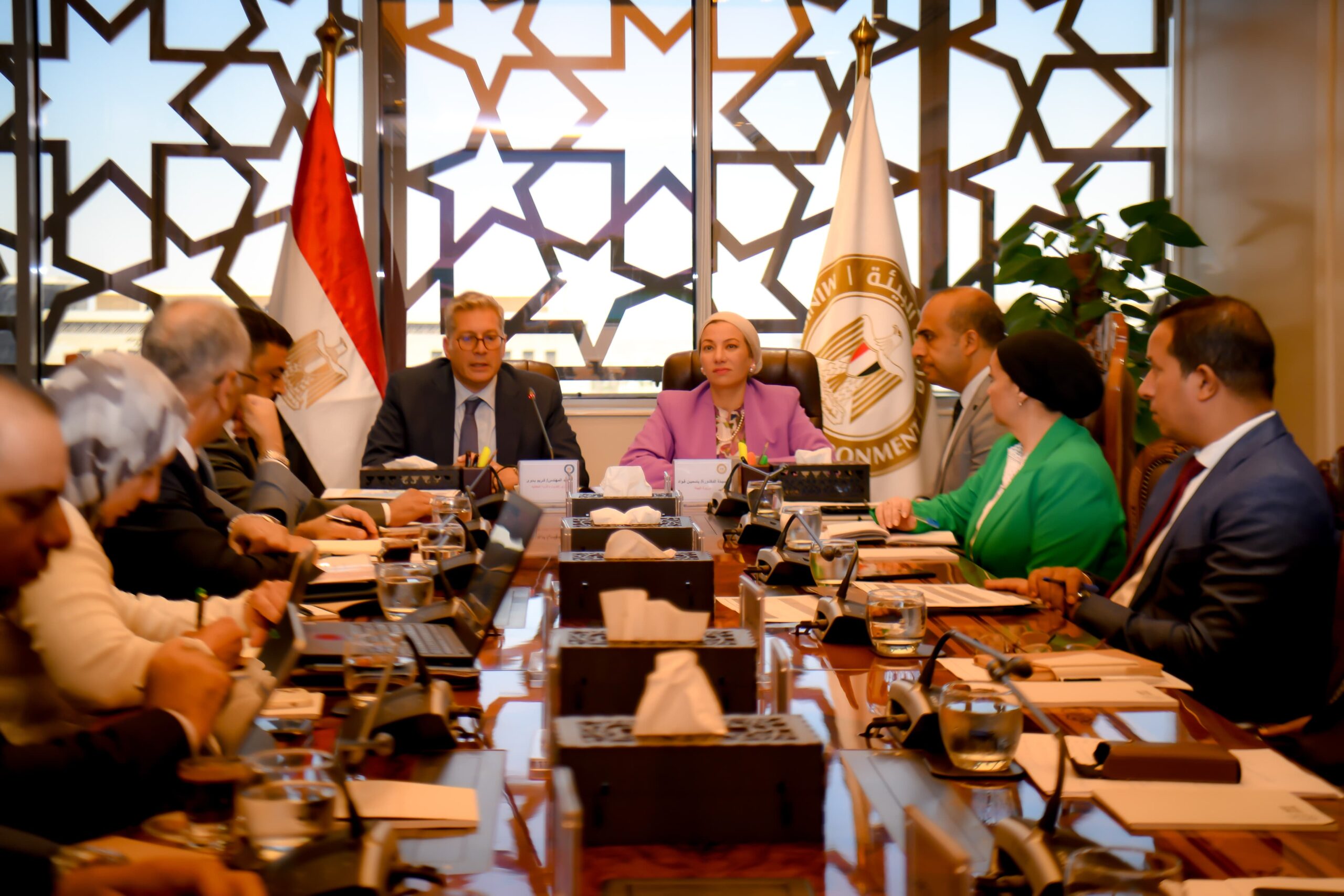 وزيرا البترول والبيئة يبحثان عدد من ملفات العمل المشترك بين الوزارتين
