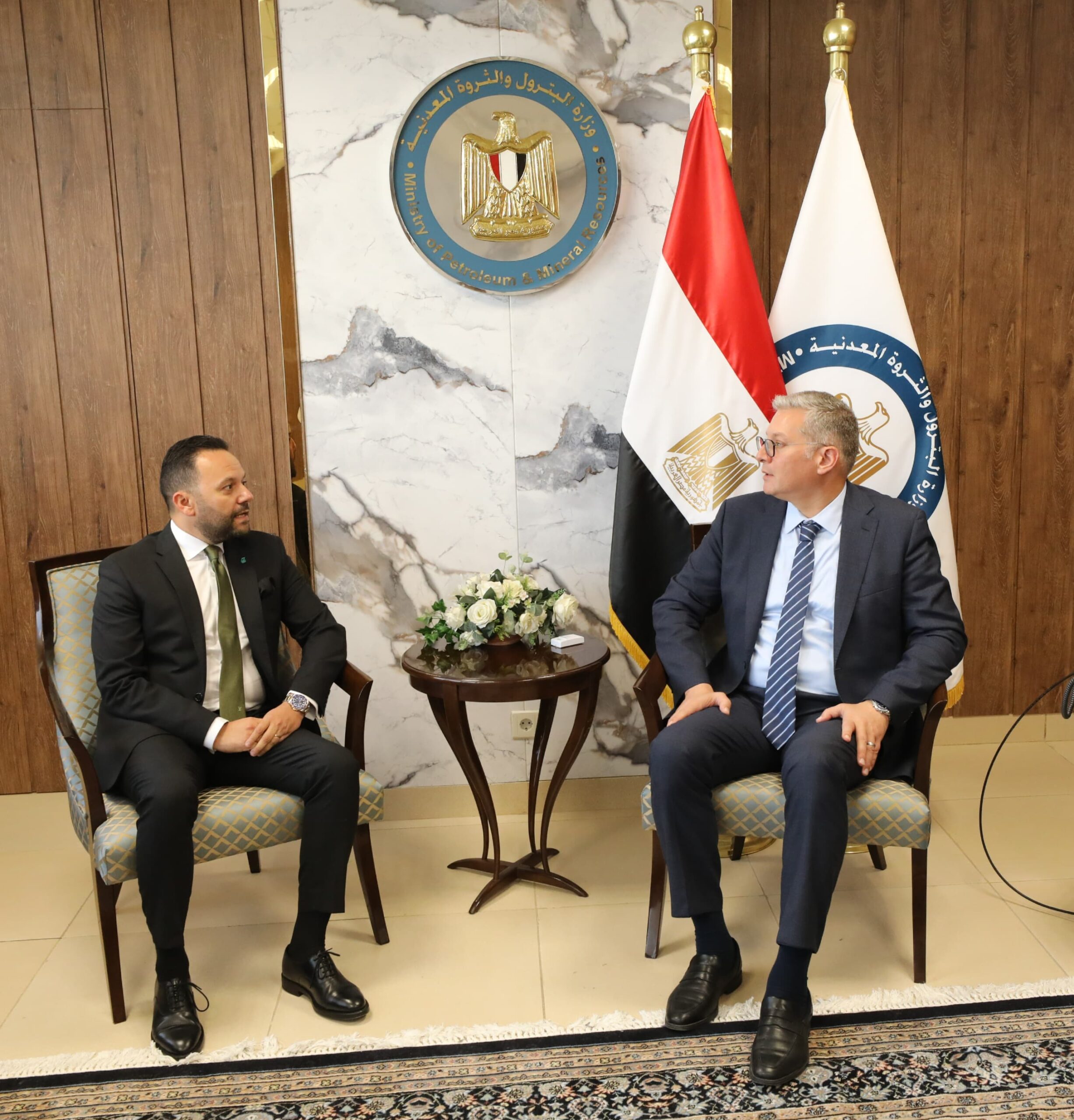 وزير البترول يلتقي الرئيس التنفيذي لشركة بتروناس الماليزية لبحث تنمية إنتاج الغاز من البحر المتوسط 