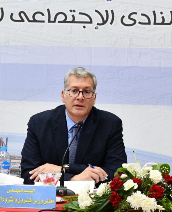 المهندس كريم بدوي يشهد الجمعية العامة لشركة ابوقير للأسمدة بمقر الشركة