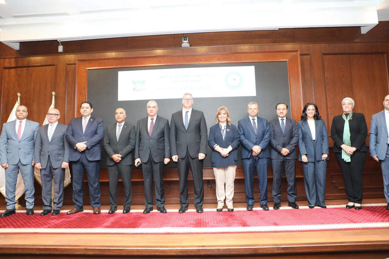 عباس صابر يشارك اعتماد نتائج أعمال العام المالى للشركة المصرية القابضة للغازات الطبيعية (إيجاس)