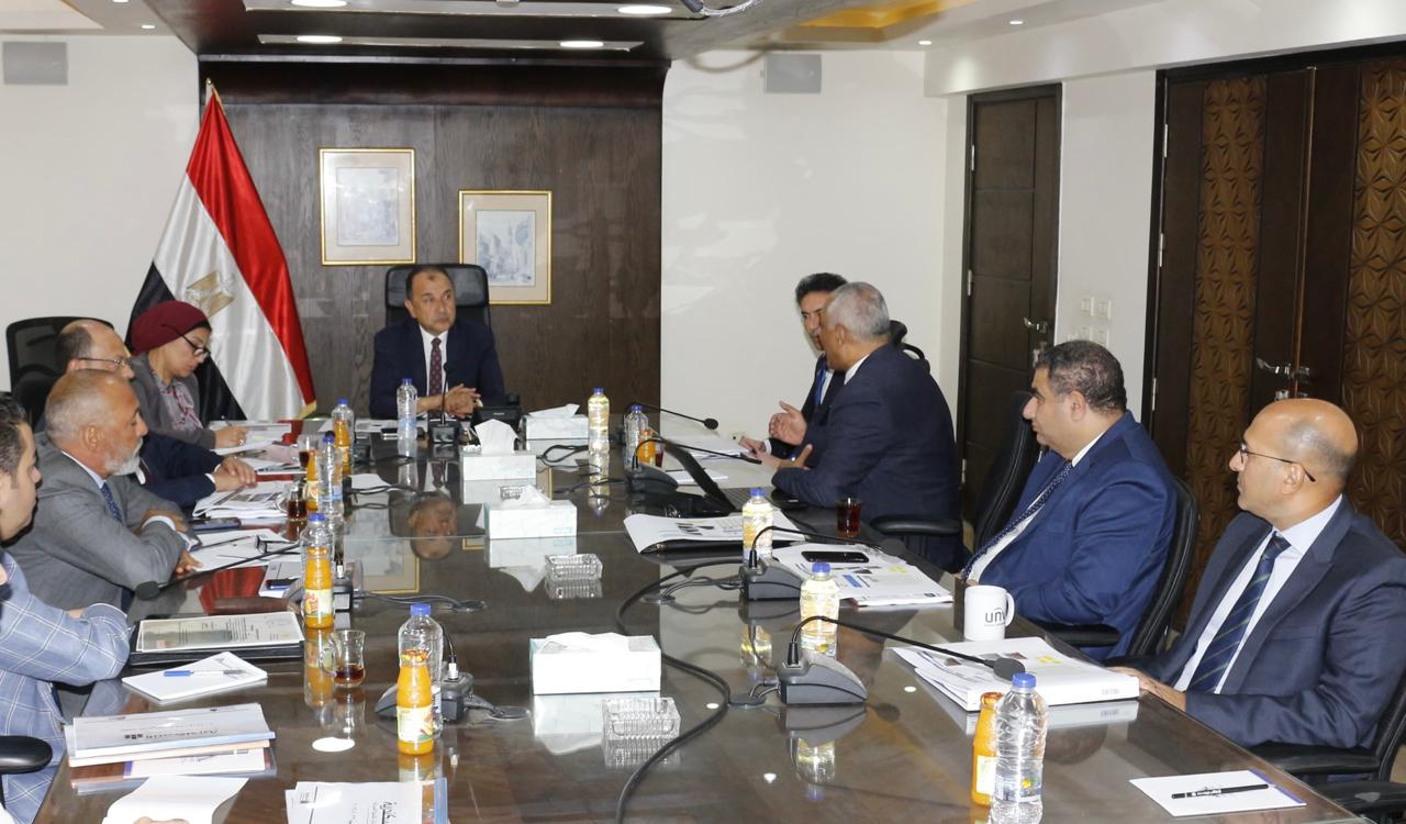 زيارة للقابضة للتشييد