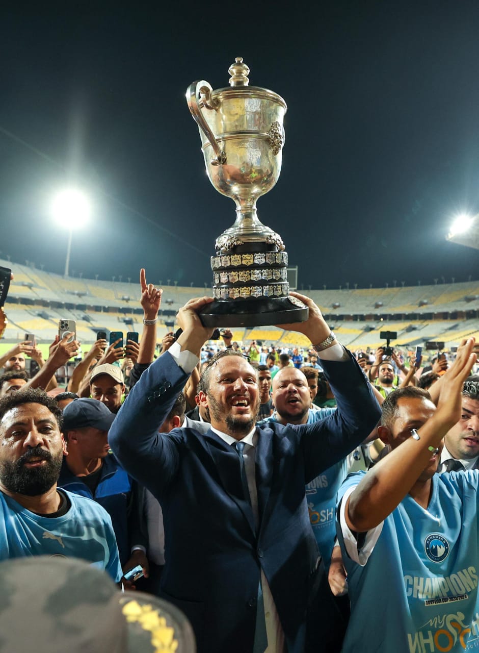 إنجاز كبير.. ممدوح عيد أصغر رئيس نادي يحقق كأس مصر في التاريخ