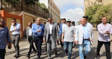 محافظ الجيزة يتفقد جاهزية معدات هيئة النظافة والتجميل
