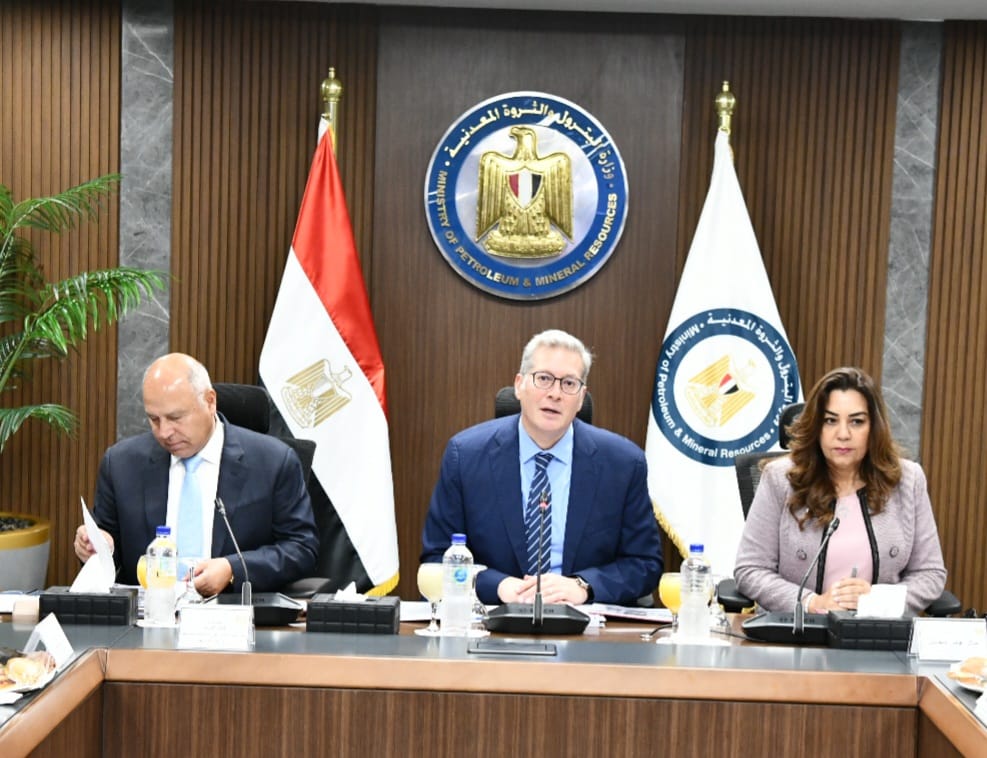 اجتماع وزاري لاعتماد نتائج أعمال الهيئة العامة للبترول عن العام المالي الماضي