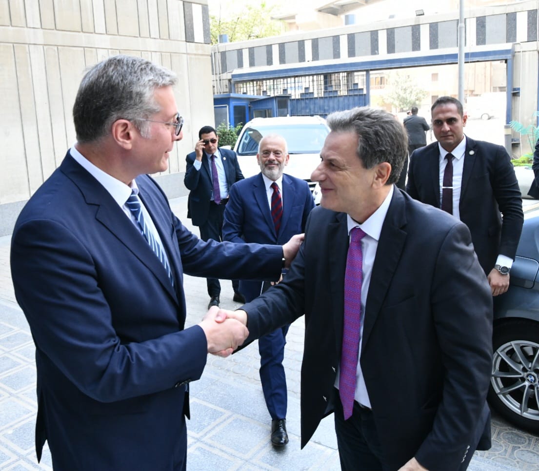 كريم بدوي يستقبل وزير البيئة والطاقة اليوناني لدراسة توقيع اتفاق تعاون مشترك في مجال التقاط وتخزين الكربون