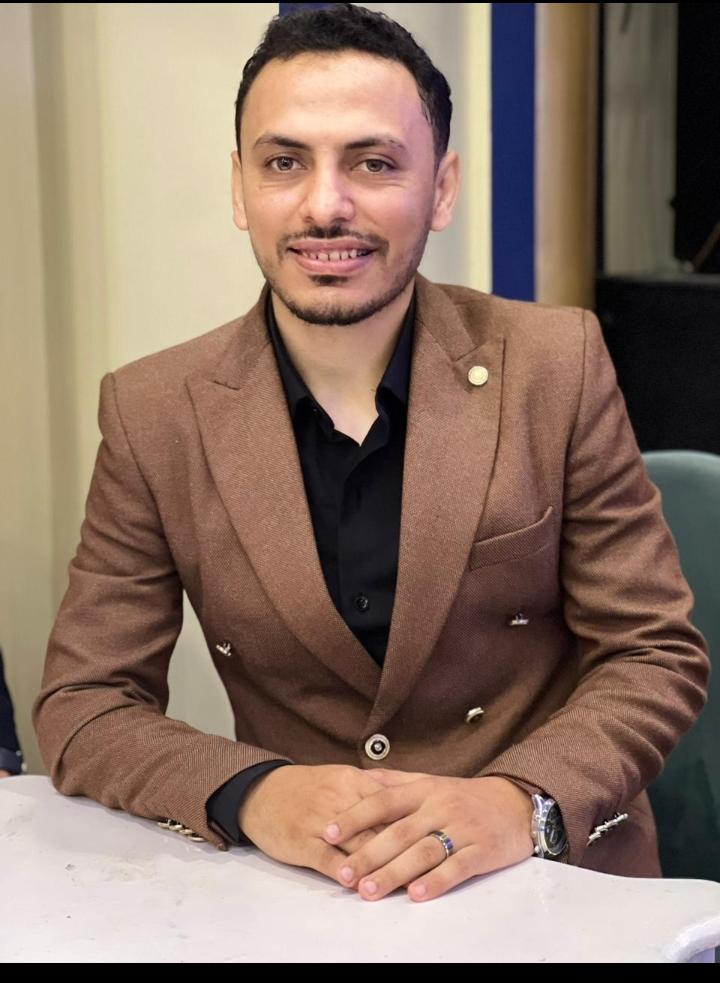 المهندس عمر مختار مدير عام المصنع
