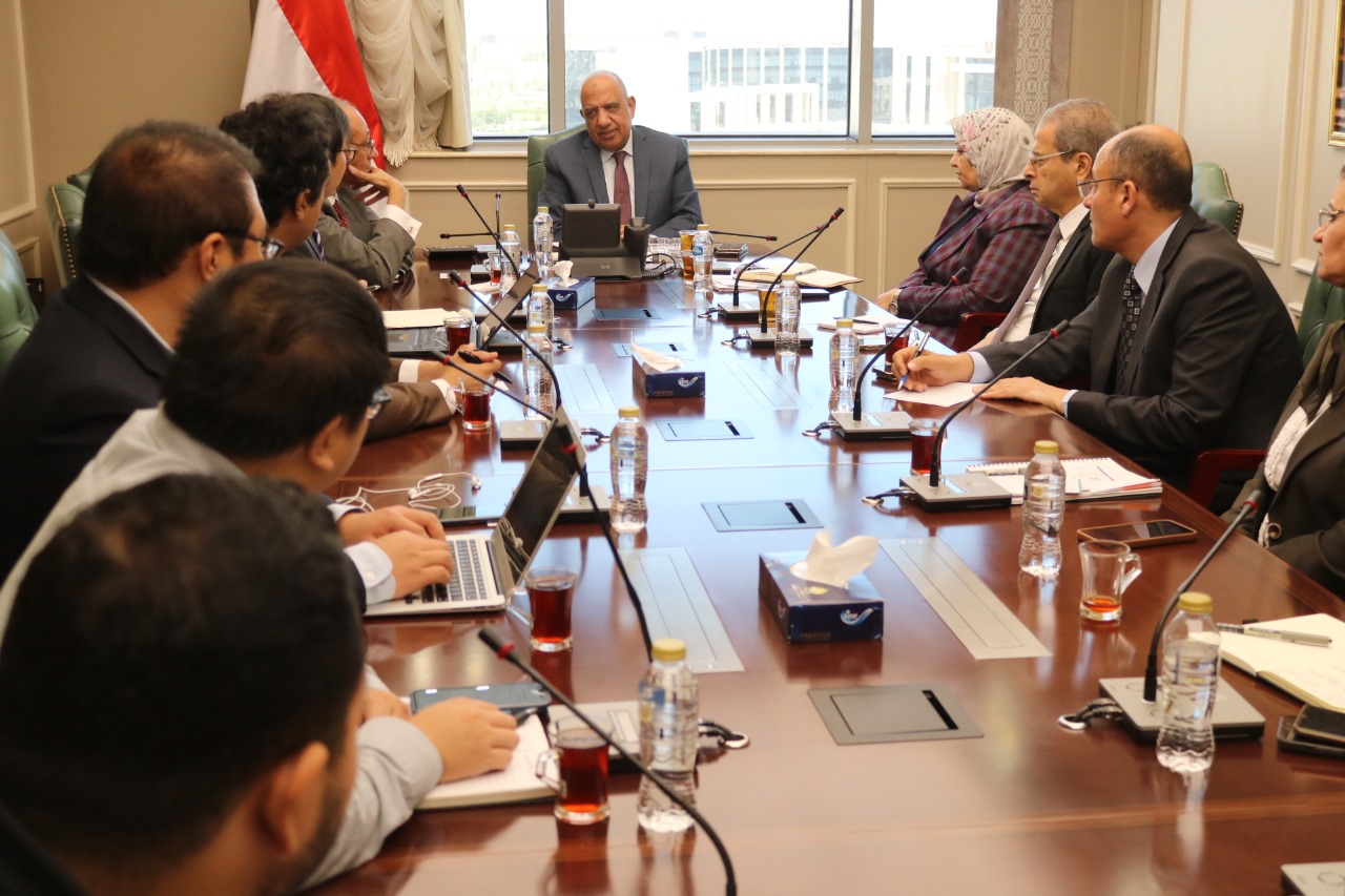 وزير الكهرباء يجتمع بشركة “china Energy ” لمتابعة مستجدات تنفيذ مشروع خط الربط الكهربائي المصرى السعودى 