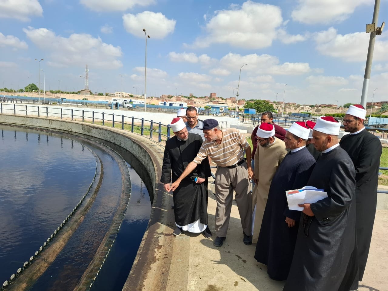 شركة الصرف الصحي بالقاهرة الكبرى تنظم أنشطة توعوية متنوعة في إطار مبادرة “بداية جديدة”