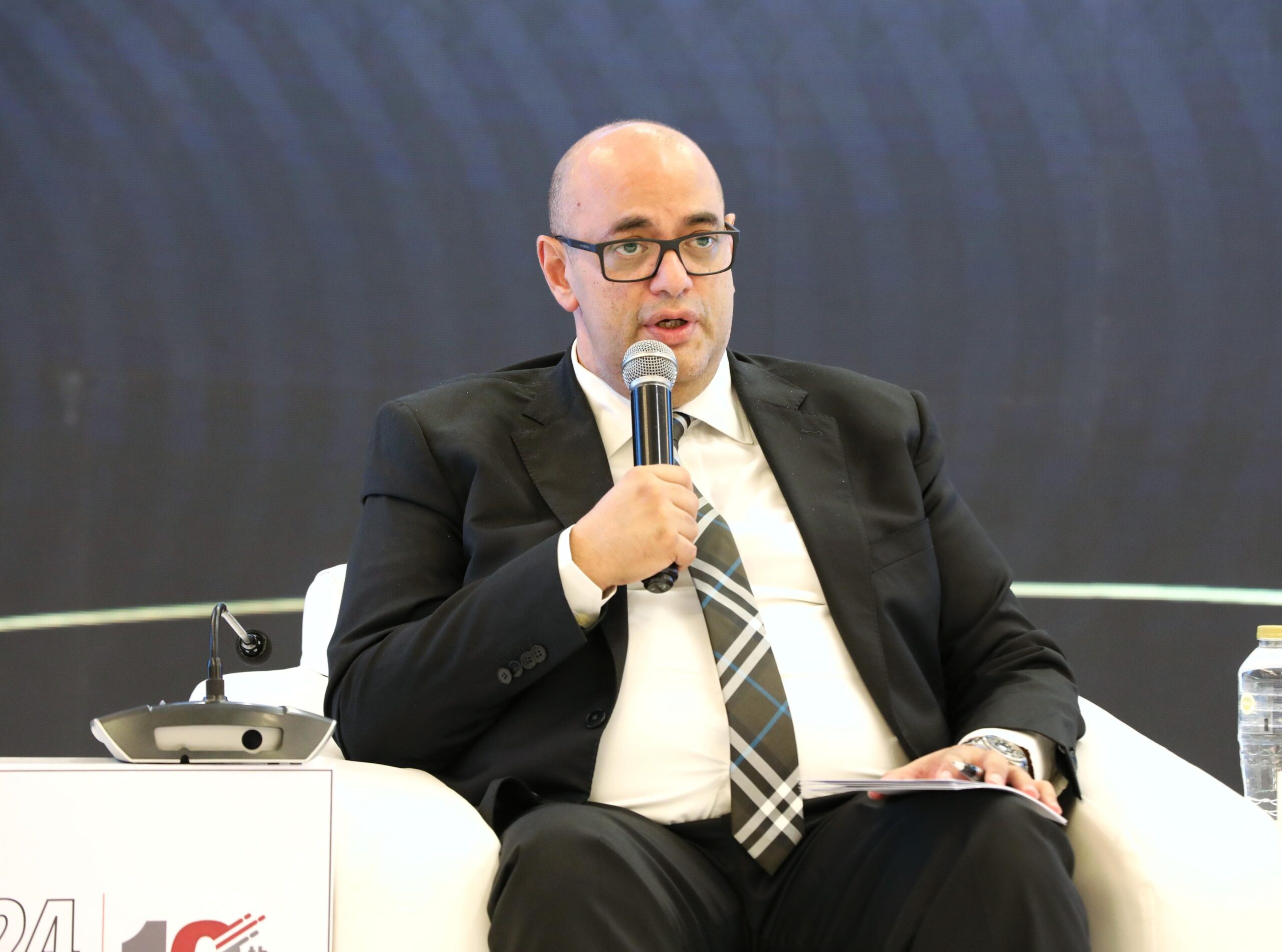 وكيل وزارة البترول: تمكين الكفاءات الشابة ركيزة أساسية لاستراتيجية الوزارة