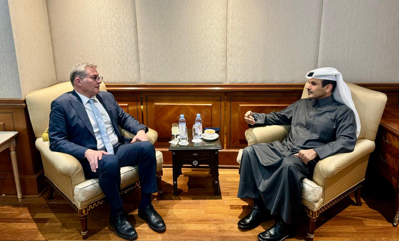 وزير البترول يبحث مع نظيره القطري سبل تطوير التعاون وفرص الاستثمار في الاستكشاف والإنتاج