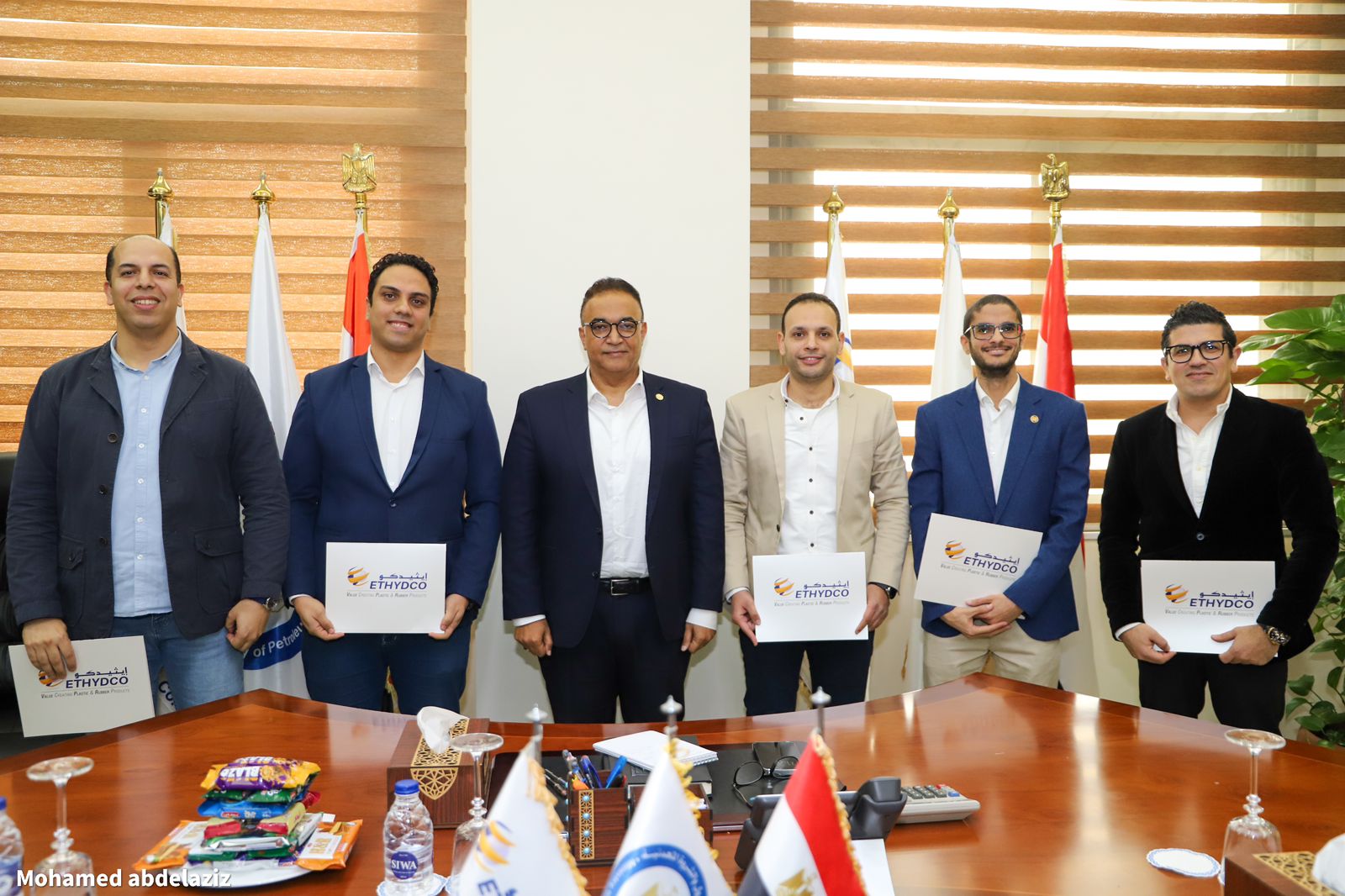 بالصور.. “إيثيدكو” تكرم أبناءها المتميزين ببرنامج القيادات الشابة والمتوسطة 