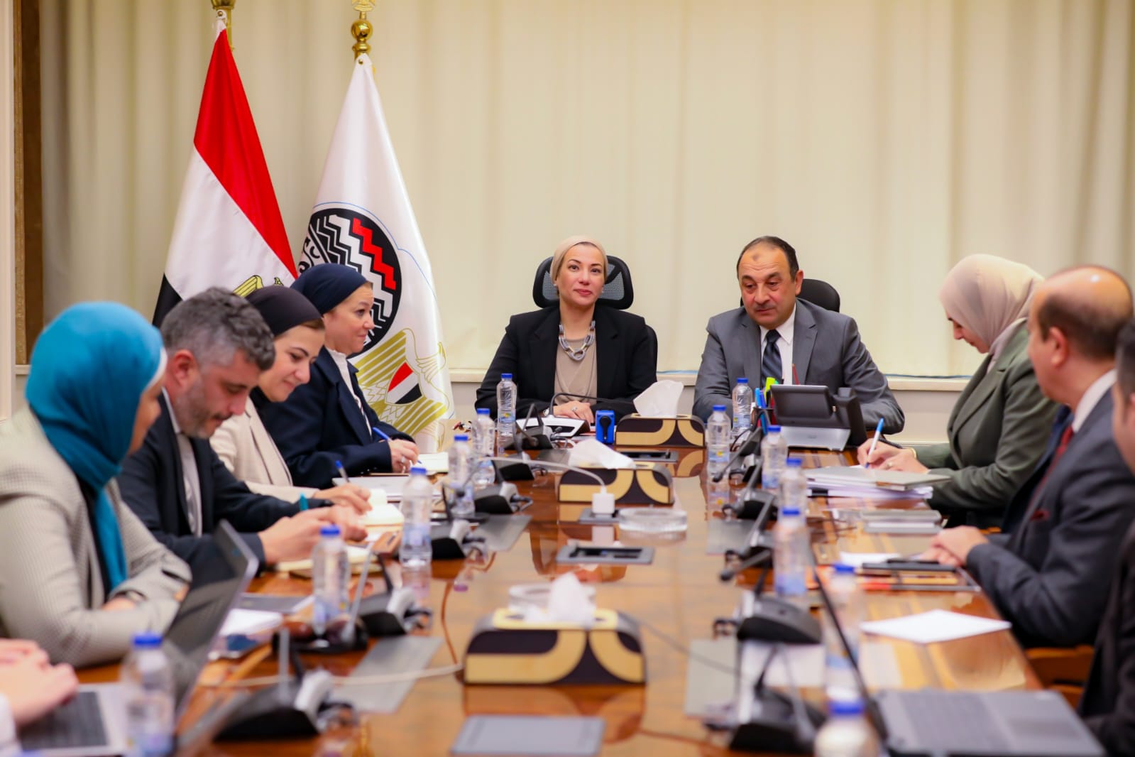 وزير قطاع الأعمال العام يستقبل وزيرة البيئة ويبحثان تعزيز التعاون لتنشيط السياحة البيئية في مصر