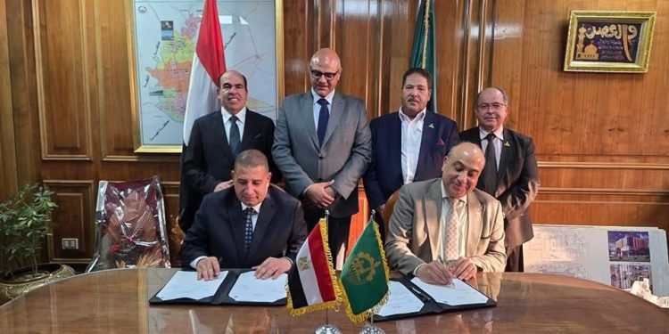 محافظ القليوبية يشهد توقيع بروتوكول تعاون مع “غازتك” لإنشاء محطة تموين وقود بالغاز الطبيعي