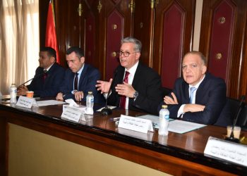وزير البترول يؤكد على أهمية التعاون مع البرلمان لجذب الاستثمارات وتلبية احتياجات السوق المحلي