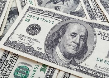 الدولار يكسر حاجز الـ51 جنيهاً نزولاً في البنوك بنهاية تعاملات اليوم