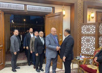 رئيس نقابة البترول يؤدي واجب العزاء في والدة المهندس خالد إبراهيم رئيس مجلس الإدارة و العضو المنتدب لشركة صان مصر