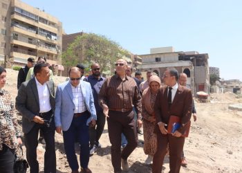 محافظ القليوبية يتفقد ميدانياً مُستجدات أعمال إنشاء ممشى أهل مصر