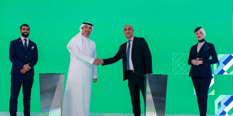 اختيار مصرف أبو ظبي الإسلامي لإطلاق أول بطاقة ائتمان دولية لبرنامج «الفرسان» للخطوط السعودية