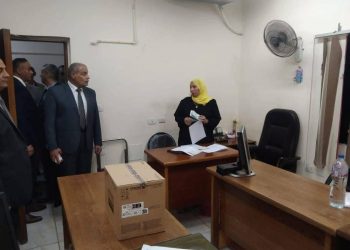 “البيلي” يواصل جولاته المفاجئة بقطاعات وإدارت شمال القاهرة للكهرباء 