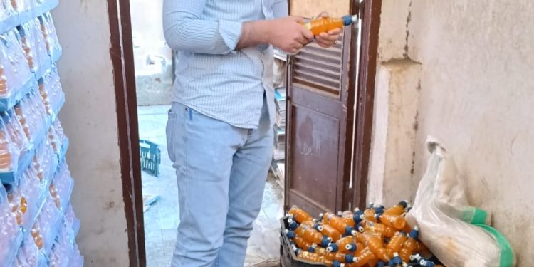 صحة الدقهلية” تضبط 5000 زجاجة عصير و20 كيلو كبدة منتهية الصلاحية في حملة لمراقبة الأغذية بمحلة دمنة