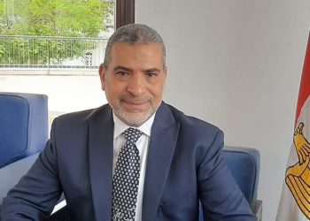 “شمال القاهرة للكهرباء” تنظم إحتفالية لتكريم “عشوش” بمناسبة بلوغه سن المعاش