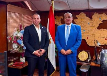 “رئيس كهرباء شمال القاهرة” يستقبل النائب “محمد رضا البنا” لبحث عدداً من مطالب المواطنين