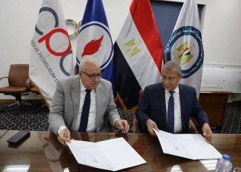 بروتوكول تعاون بين “التعاون للبترول “و”بوتاجاسكو”لتسويق الزيوت والكيماويات