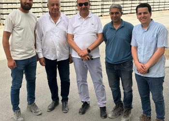 زيارة مفاجئة لوزير قطاع الأعمال تكشف إمكانيات “سيجوارت” في دعم مشروعات السكك الحديدية والقطار السريع