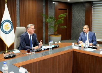  وزير البترول: ندعم التوسع الخارجي لشركة الحفر المصرية وتنمية أعمالها في السعودية والكويت 