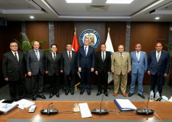كريم بدوي يعتمد نتائج أعمال شركة ثروة للبترول عن العام المالي 2024