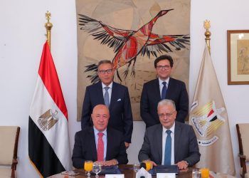 البنك الأهلي ووزارة الثقافة يوقعان بروتوكول تعاون لتشغيل مبنى “السلطان حسين” وتحويله إلى مركز للعرض المتحفي والفني