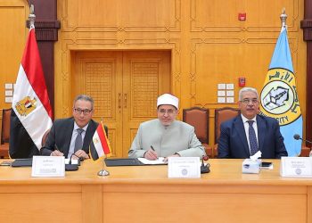 البنك الأهلي المصري يوقع بروتوكول تعاون جديد مع جامعه الأزهر
