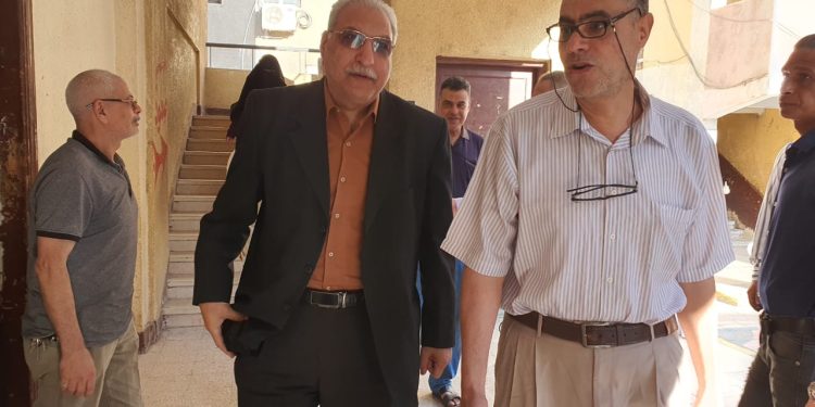 “مدير تعليم القليوبية”يتفقد مركز توزيع أسئلة الدبلومات الفنية