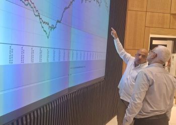  وزير الكهرباء يتابع معدلات الزيادة في الطلب على الطاقة وارتفاع الأحمال وزيادة استهلاك الكهرباء