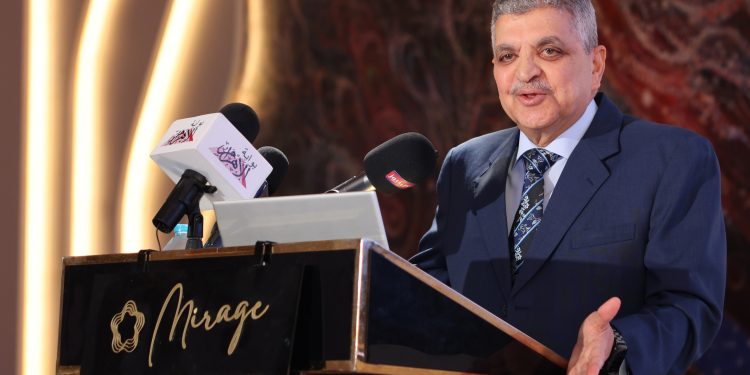 الفريق أسامة ربيع: الأوضاع الأمنية بمنطقة البحر الأحمر باتت مواتية لعودة السفن تدريجياً للإبحار بقناة السويس