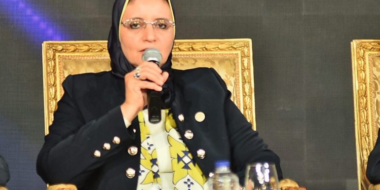 المصرية لنقل الكهرباء توافق على شراء الطاقة من محطات رياح سيمنس بسعر 3 سنت لكل كيلووات 
