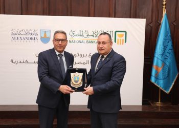 البنك الأهلي المصري يوقع بروتوكول تعاون مع جامعة الإسكندرية يشمل العديد من المنتجات والخدمات المصرفية