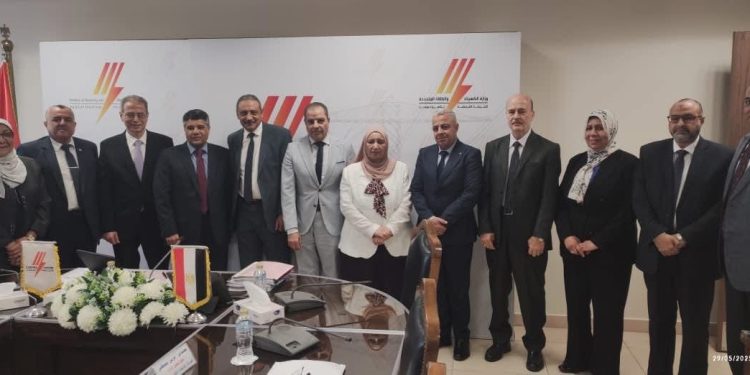 التفاصيل الكاملة لموازنة مصر الوسطي للكهرباء للعام 2025-2026