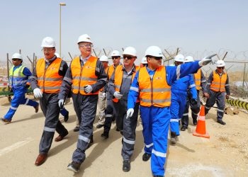 المهندس كريم بدوي وزير البترول والثروة المعدنية يتفقد استعدادات البنية التحتية بالسخنة لتأمين إمدادات الغاز خلال الصيف