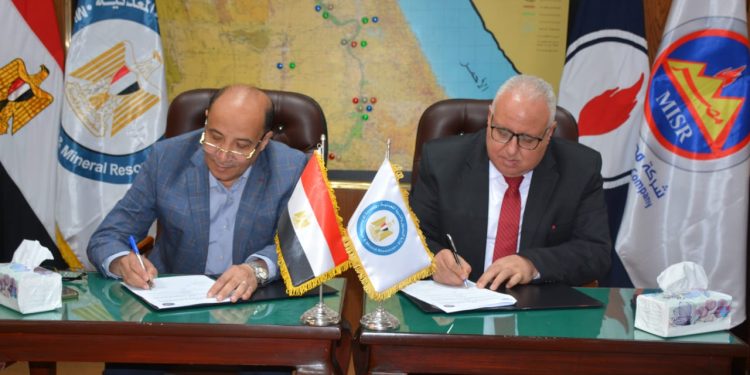 تعاون مثمر بين “مصر للبترول” و”بوتاجاسكو”.. تسويق زيوت “مصر للبترول” عبر منافذ “بوتاجاسكو”