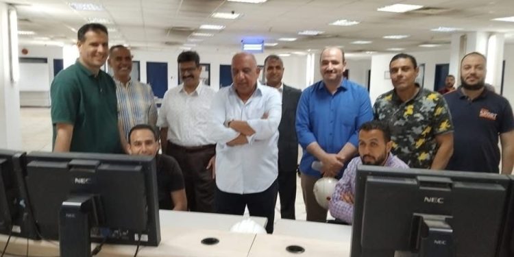 وزير الكهرباء يقضي ثالث أيام عيد الاضحى مع العاملين فى محطة توليد ابو قير الجديدة بالاسكندرية