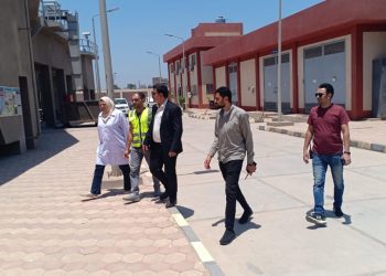 رئيس مياه الشرقية يجرى جولة تفقدية لمتابعة محطات ديرب نجم