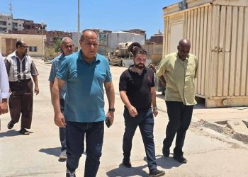 رئيس “كهرباء القناة” يتفقد شبكات وموزعات مدينة القصير٠٠ ويشدد على ترشيد الاستهلاك ومواجهة سرقة التيار