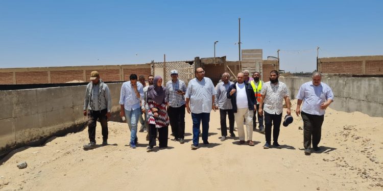 رئيس مياه سوهاج يتفقد أعمال الإحلال والتجديد بمحطة معالجة صرف الكولا